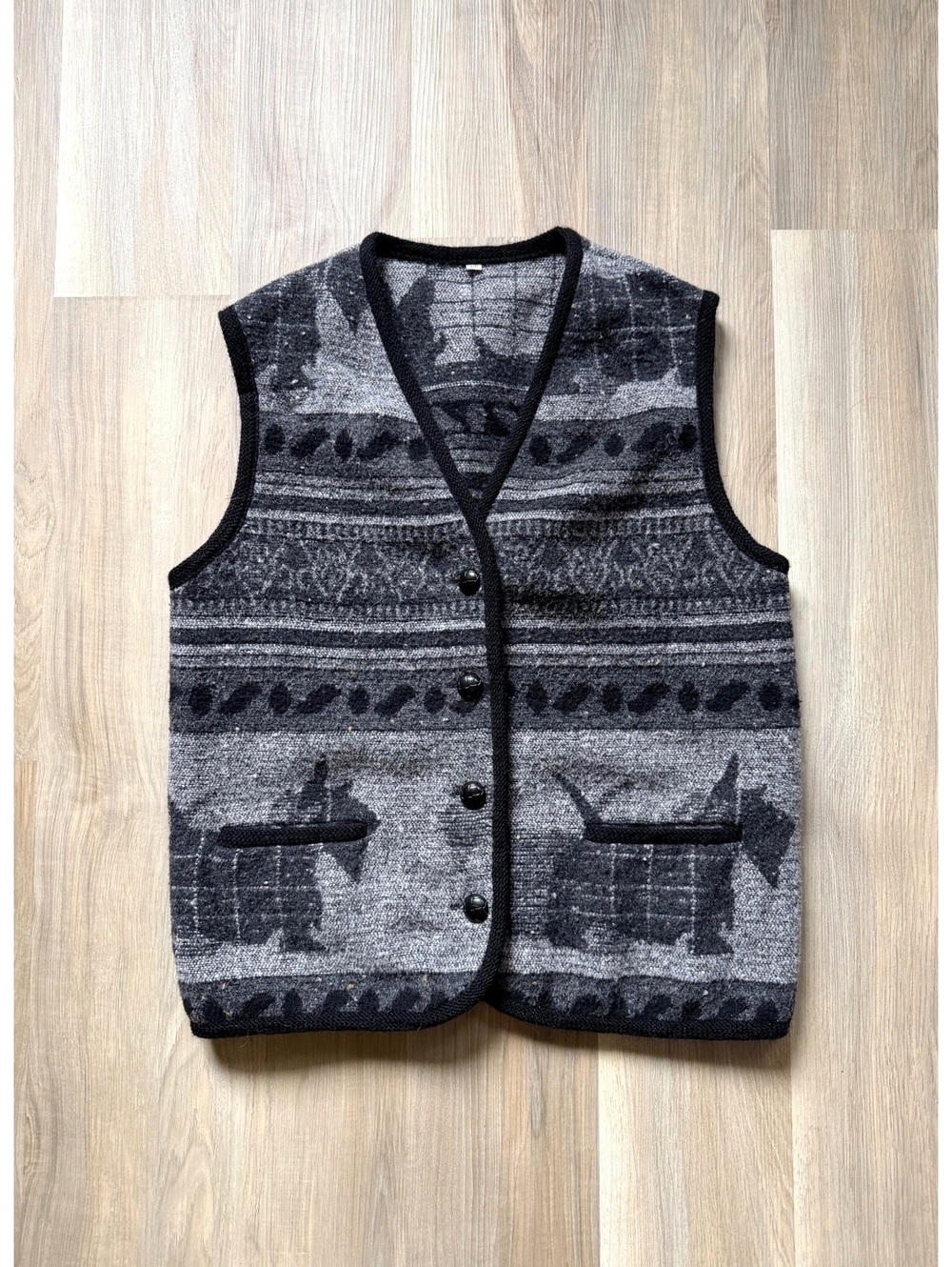 Vintage Alpaca Wool Fair Isle Dog Pattern Knit Vest